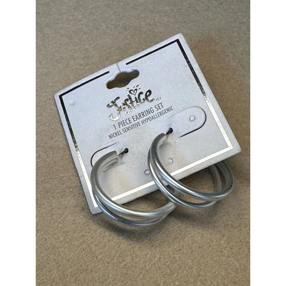 Justice Silver & Blue Ombre Hoop Earrings 1 Piece Set NWT Nickel Sensitive New